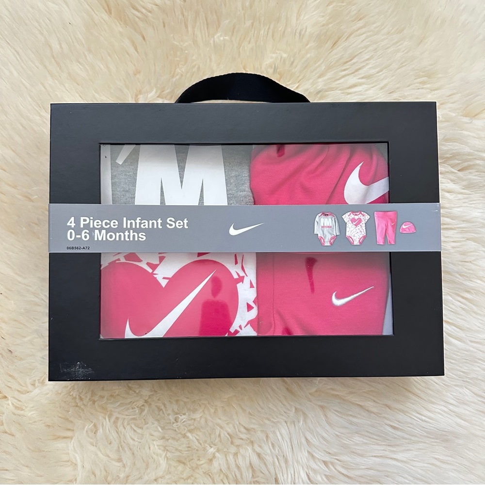 Nike 4 Piece Infant Set Gift Pack, 06B562 A72 Size 0-6 Months Dark Hyper Pink